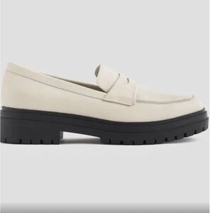 Quince... Italian leather lug soul loafer/bone/8.5